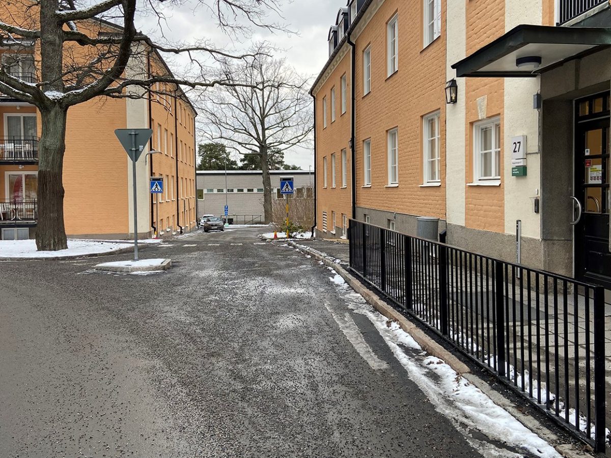 hus04_230222_beskuren (1) hus04_230222_beskuren (1)